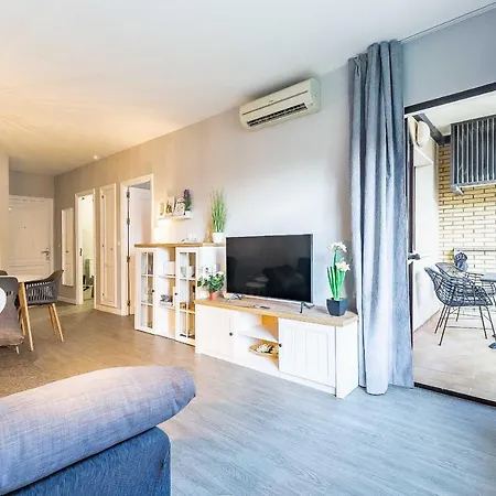 76-lovely Front In Apartment *